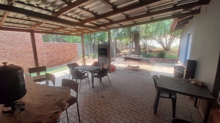 3 Bedroom Property for Sale in Ifafi North West